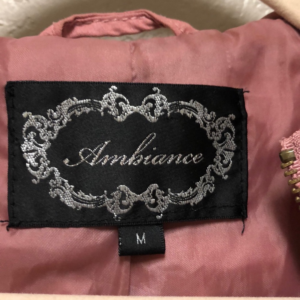 Pink utility jacket with hood and pockets - Picture 2 of 5